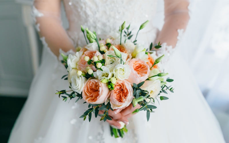 Bouquet Sposa Fiori Di Pesco.Color Pesca 15 Idee Per Un Matrimonio Di Classe Cerimonie It