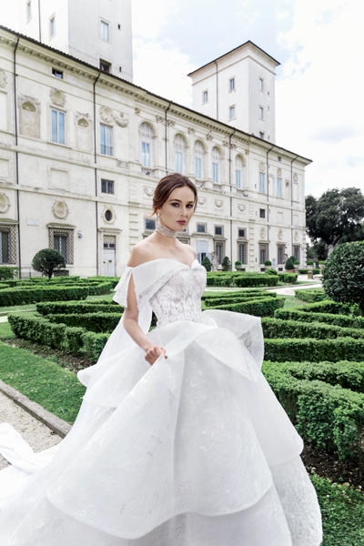 Via della Spiga Milano - Collezione Sposa 2020